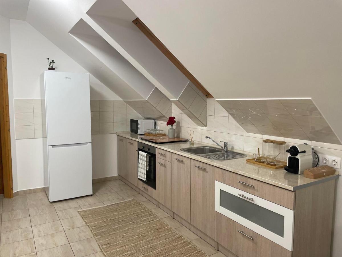 Apartment Taverna 1